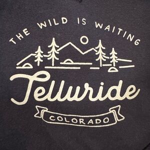 Navy Graphic cropped hoodie with Telluride Print